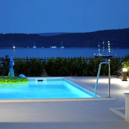 Petra Seget Donji/trogir Trogir