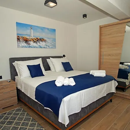 Villa Petra Seget Donji/trogir *